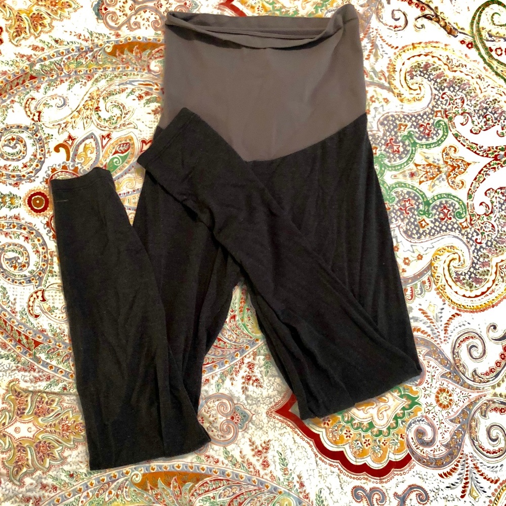 2 pairs of Maternity Leggings